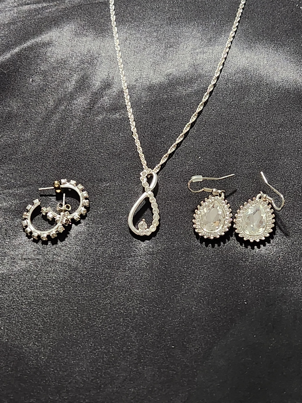 Silver Tone Rhinestone Set: Teardrop Infinity Necklace & Dangle/Hoop Earrings